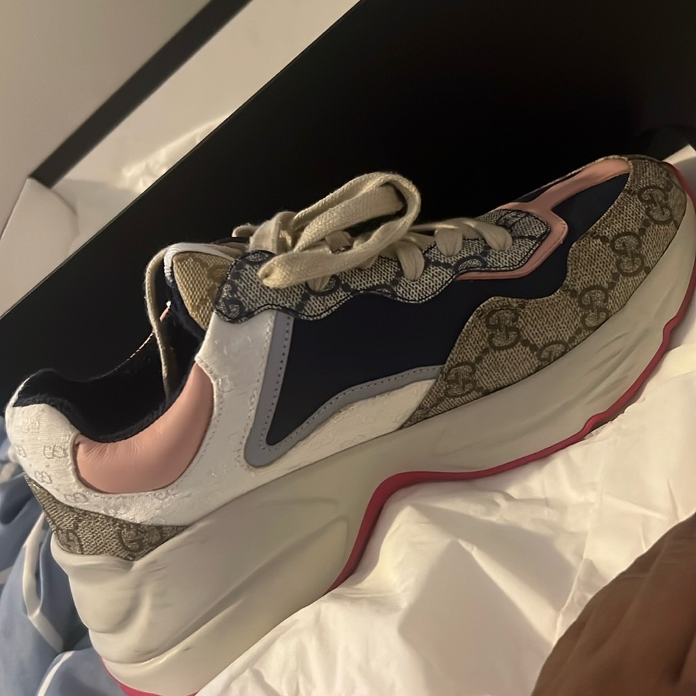 Gucci rhyton sneaker size 37